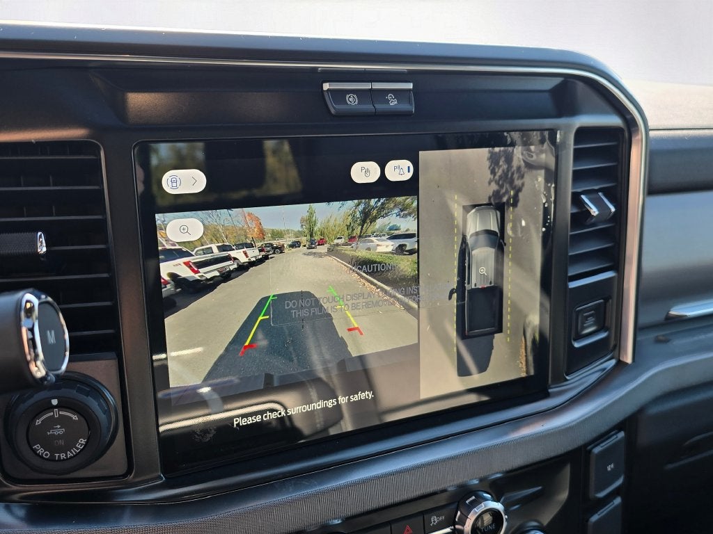 2027 Ford F-350 SD Platinum
