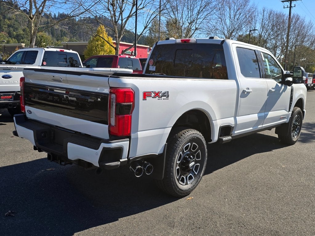 2027 Ford F-350 SD Platinum