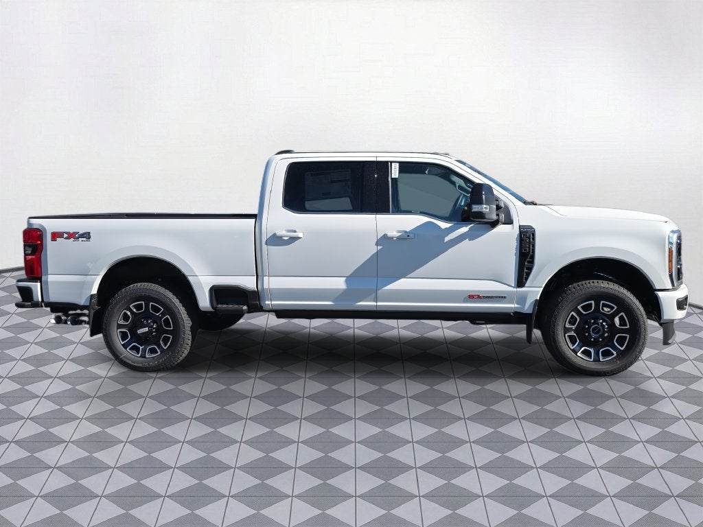 2027 Ford F-350 SD Platinum