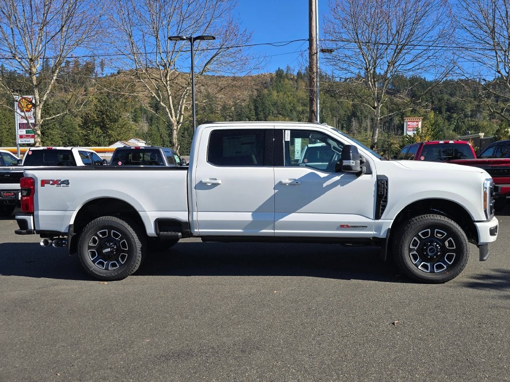 2027 Ford F-350 SD Platinum