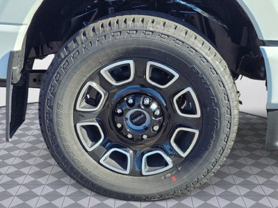 2027 Ford F-350 SD Platinum