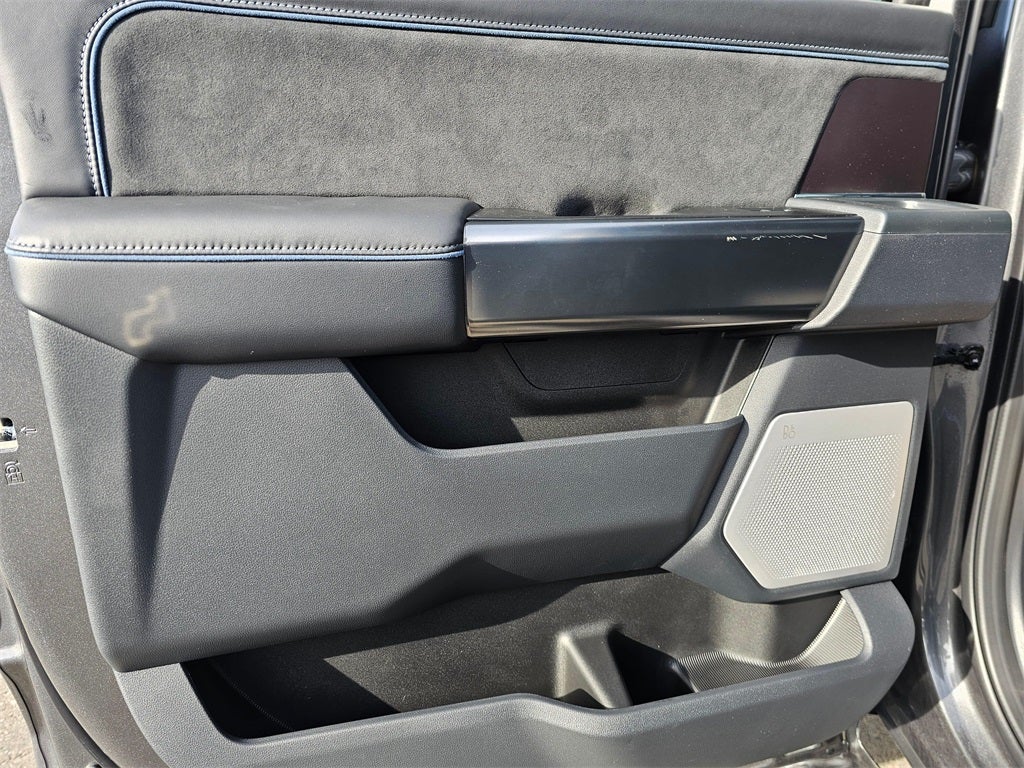 2026 Ford F-350 SD Platinum