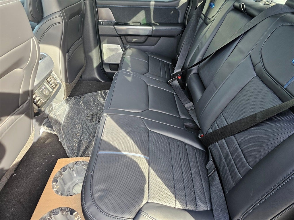 2026 Ford F-350 SD Platinum