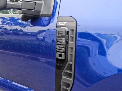 2026 Ford F-350 SD XLT