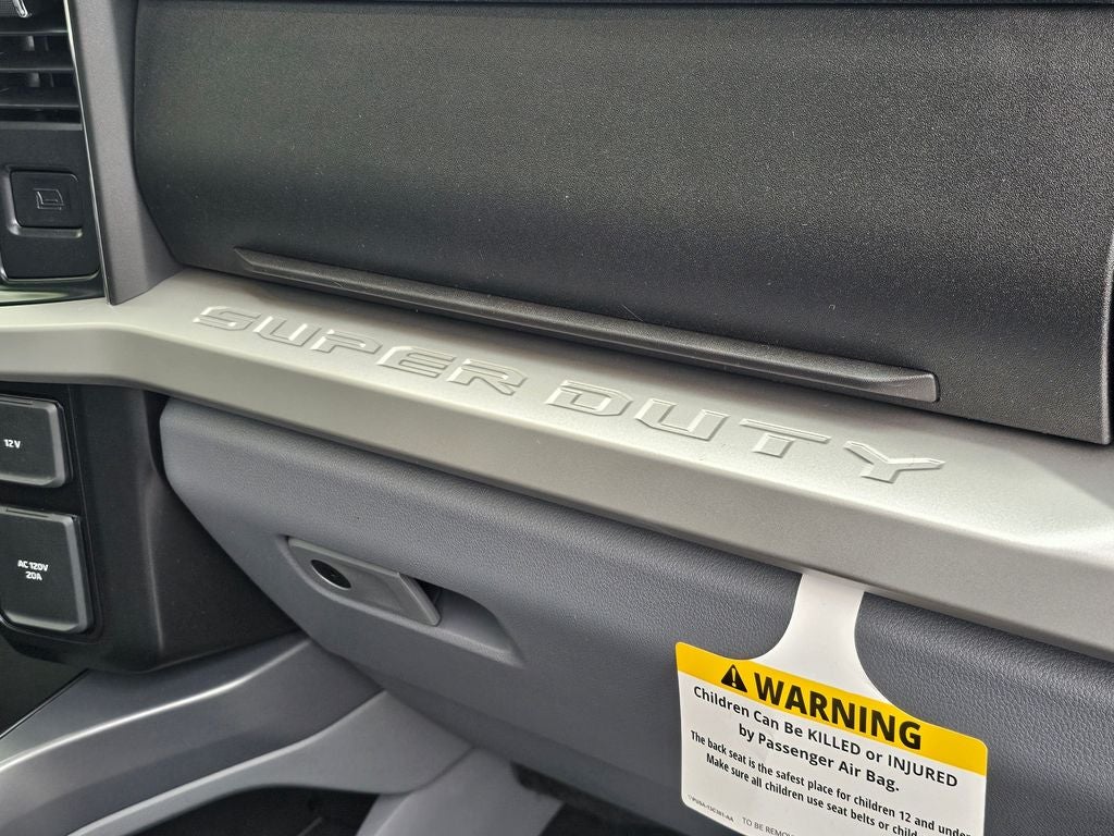 2026 Ford F-350 SD XLT