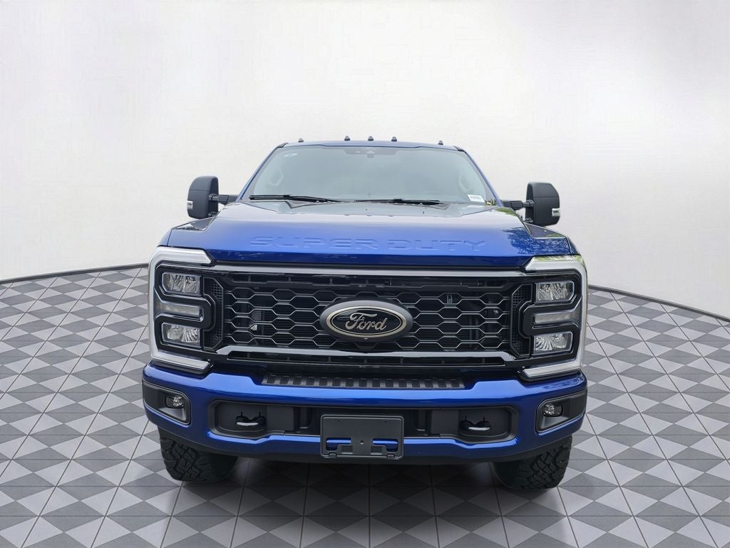 2026 Ford F-350 SD XLT