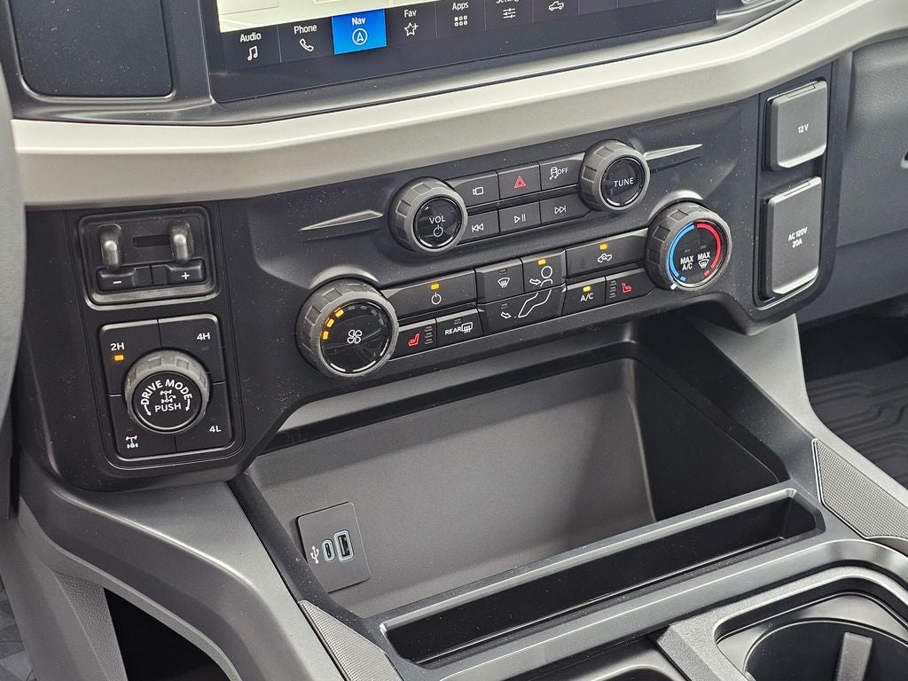 2026 Ford F-350 SD XLT
