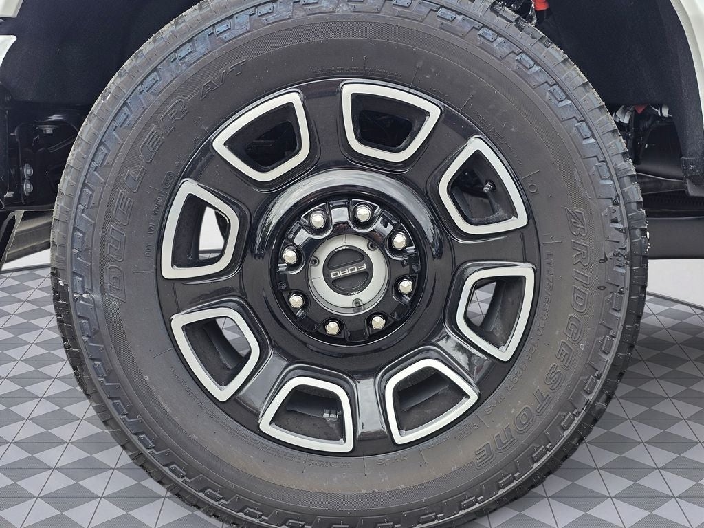 2026 Ford F-350 SD Platinum