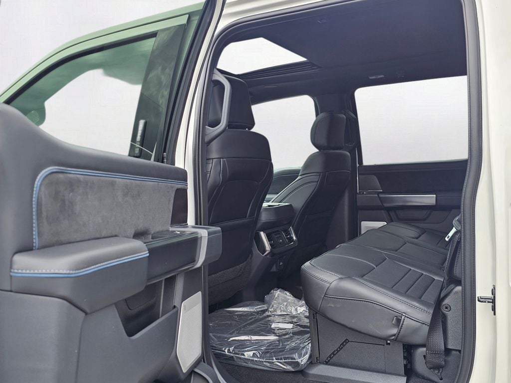 2026 Ford F-350 SD Platinum