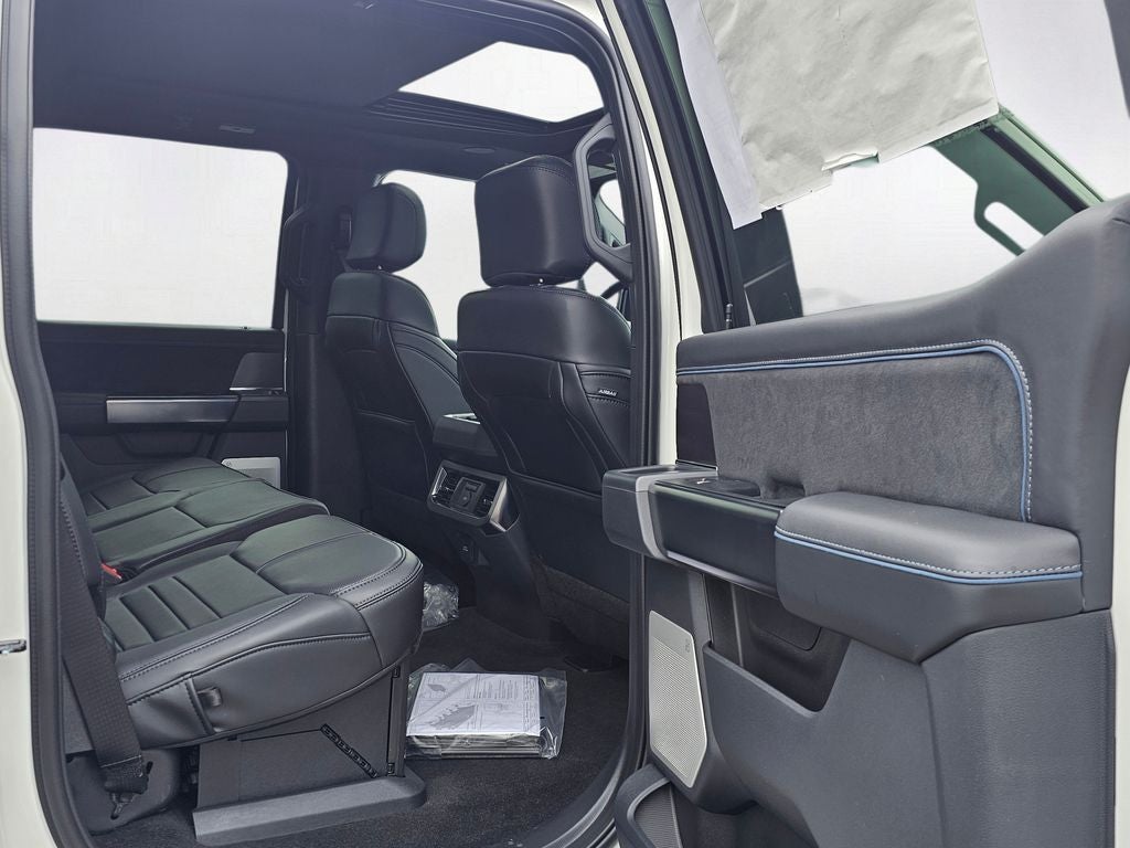 2026 Ford F-350 SD Platinum