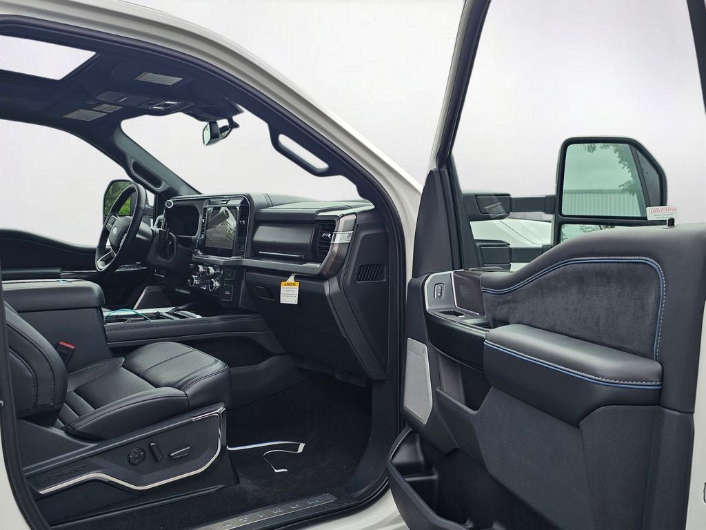 2026 Ford F-350 SD Platinum
