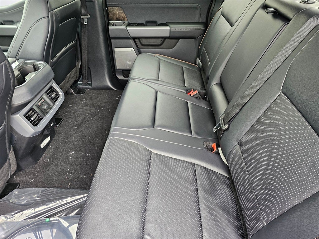 2025 Ford F-350 SD Lariat