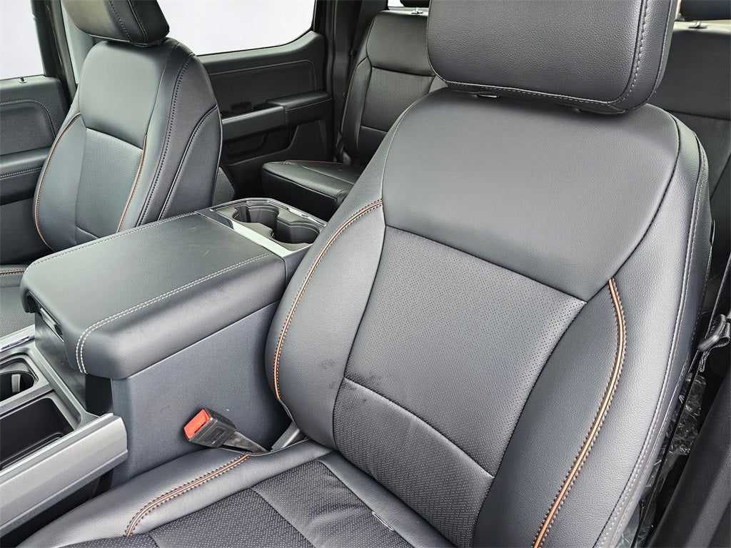 2025 Ford F-350 SD Lariat