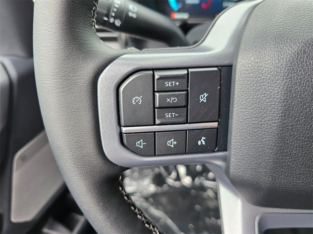 2025 Ford F-350 SD Lariat