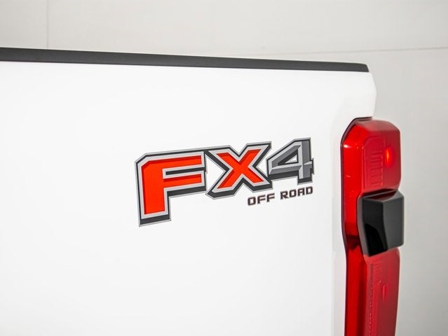 2026 Ford F-350 SD Lariat