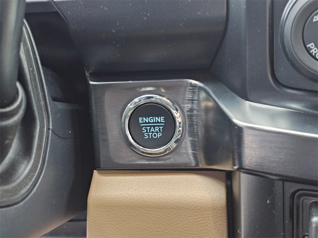 2026 Ford F-350 SD Lariat