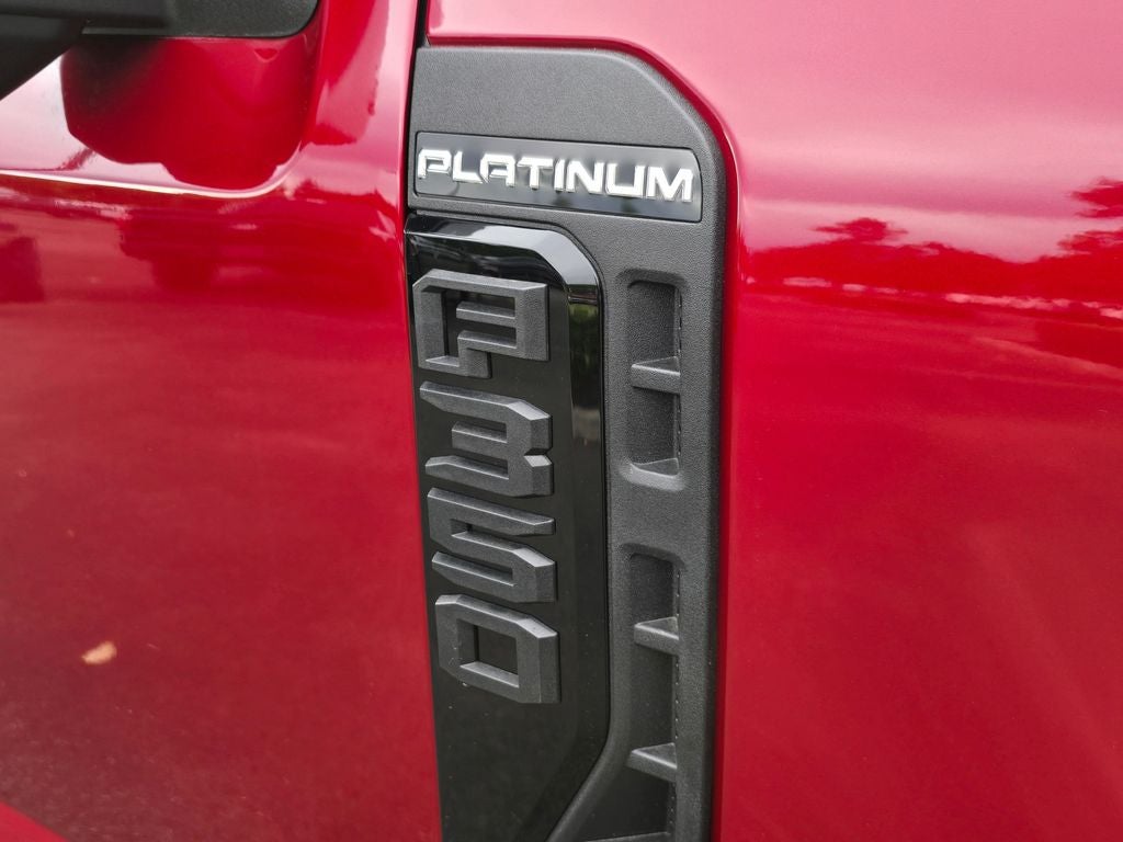 2026 Ford F-350 SD Platinum