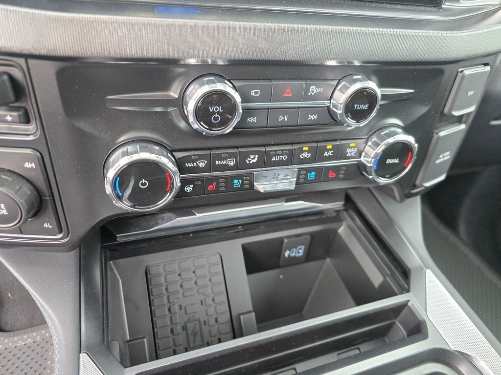2026 Ford F-350 SD Platinum