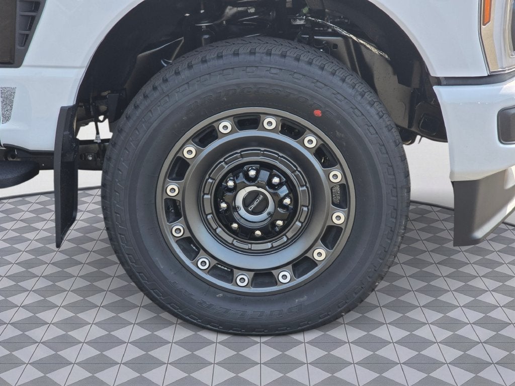 2027 Ford F-350 SD XLT Carhartt Special Edition