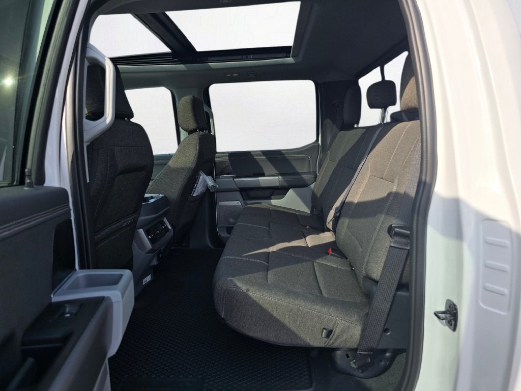 2027 Ford F-350 SD XLT Carhartt Special Edition