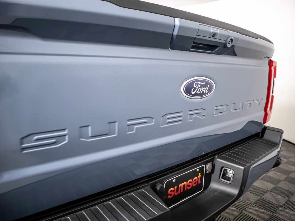2023 Ford F-350 SD Lariat
