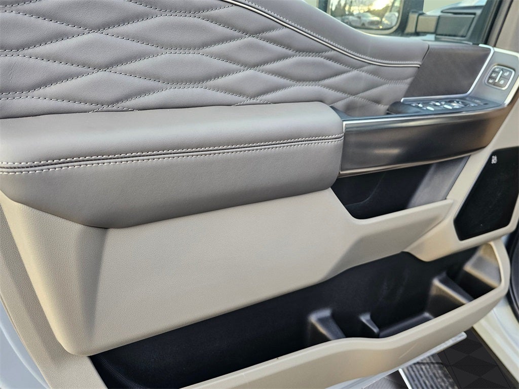 2026 Ford F-350 SD Platinum TREMOR