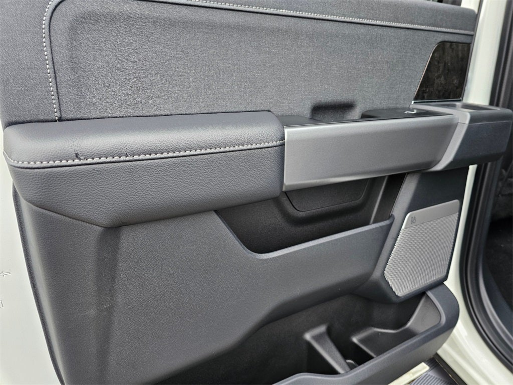 2026 Ford F-350 SD Lariat