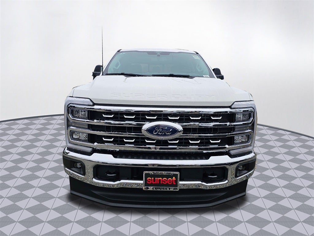 2026 Ford F-350 SD Lariat