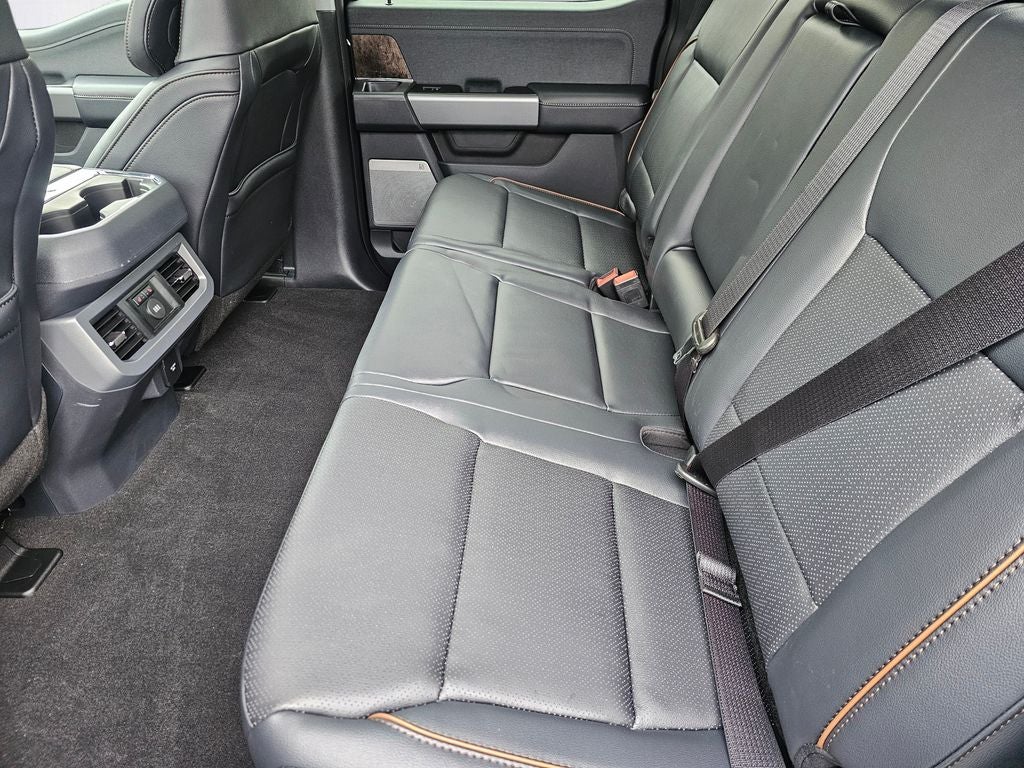 2026 Ford F-350 SD Lariat