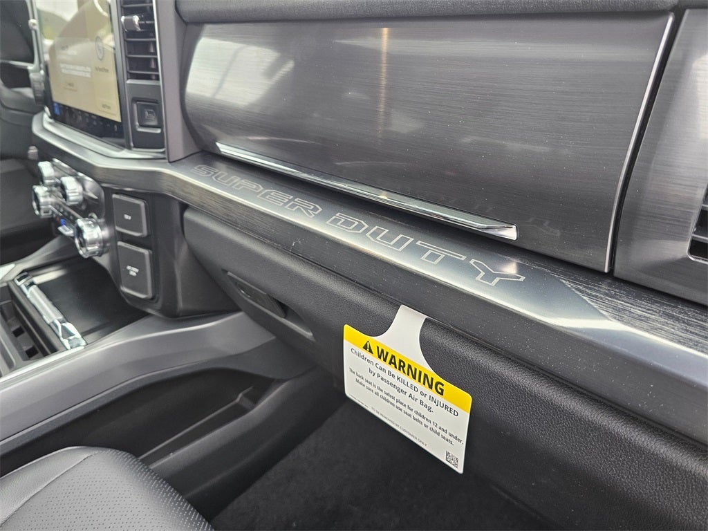 2025 Ford F-350 SD Lariat