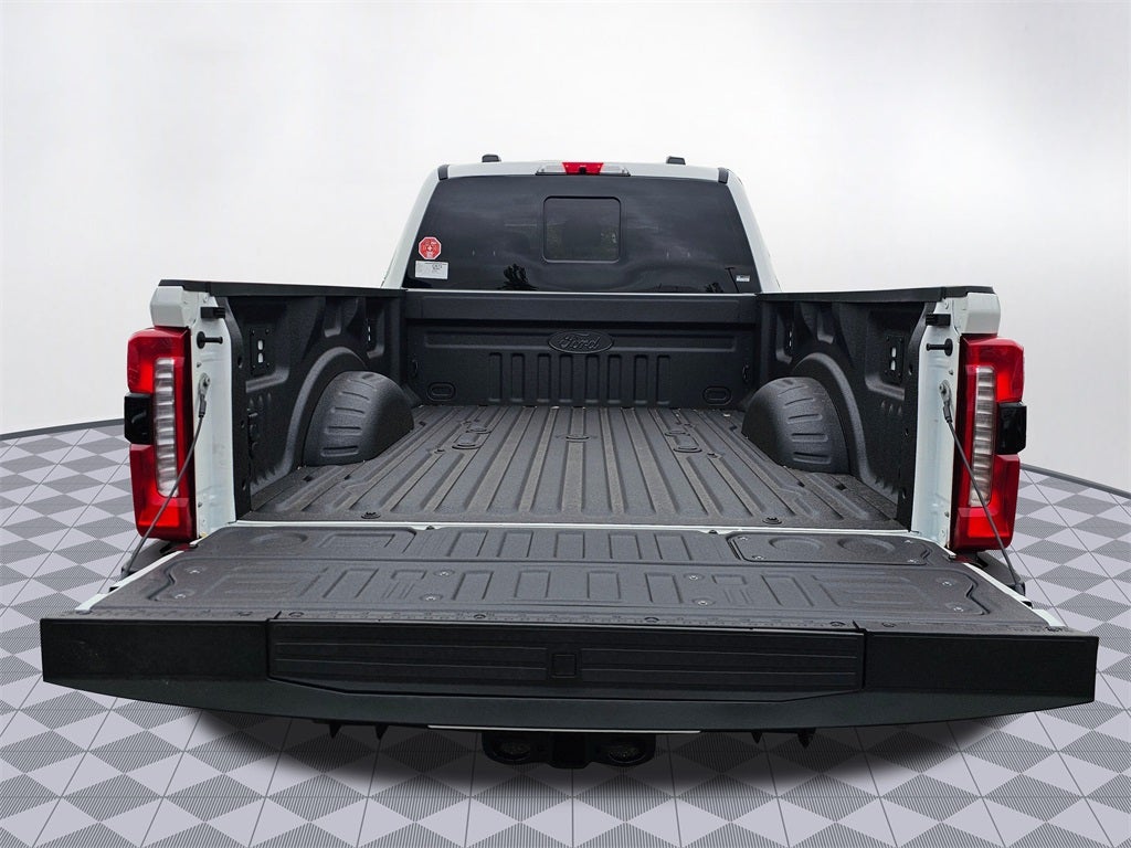 2025 Ford F-350 SD Lariat