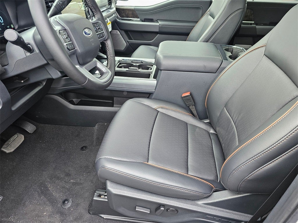 2025 Ford F-350 SD Lariat