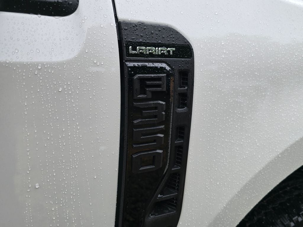 2026 Ford F-350 SD F-350® Lariat®