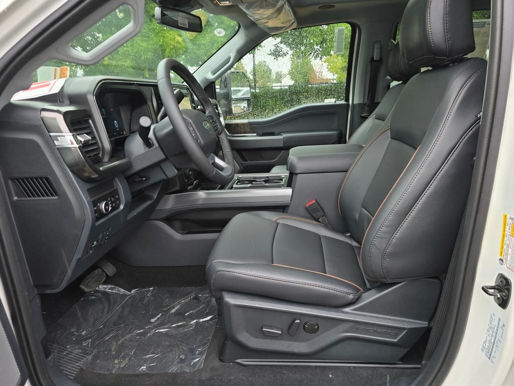 2026 Ford F-350 SD F-350® Lariat®