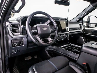 2025 Ford F-350 SD Platinum