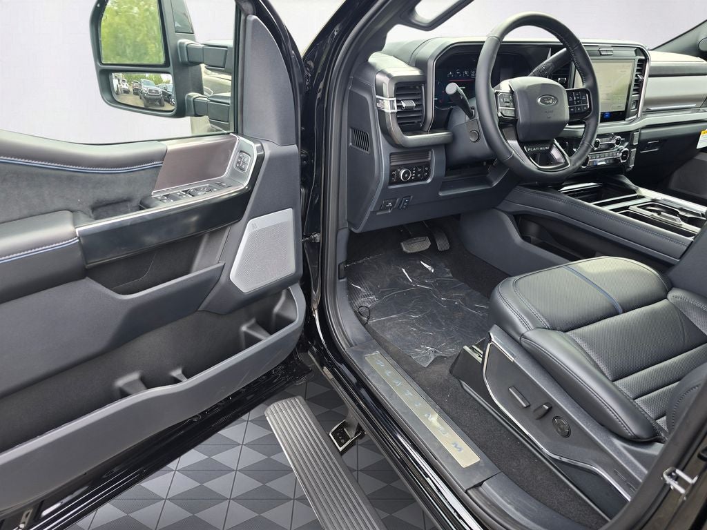 2026 Ford F-350 SD Platinum