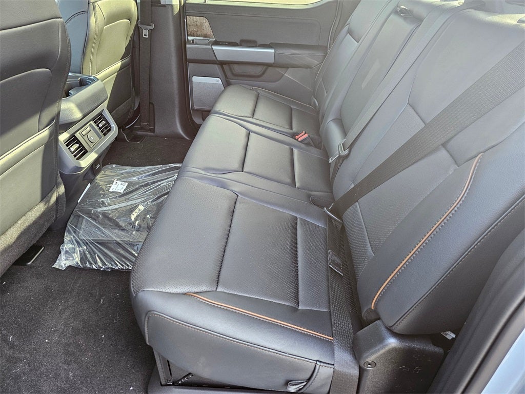 2026 Ford F-350 SD Lariat