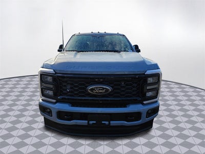 2026 Ford F-350 SD Lariat