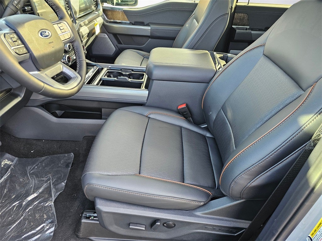 2026 Ford F-350 SD Lariat