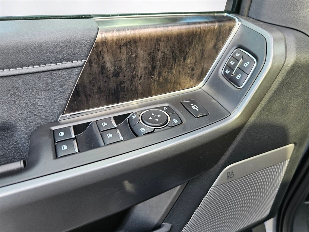 2026 Ford F-350 SD Lariat