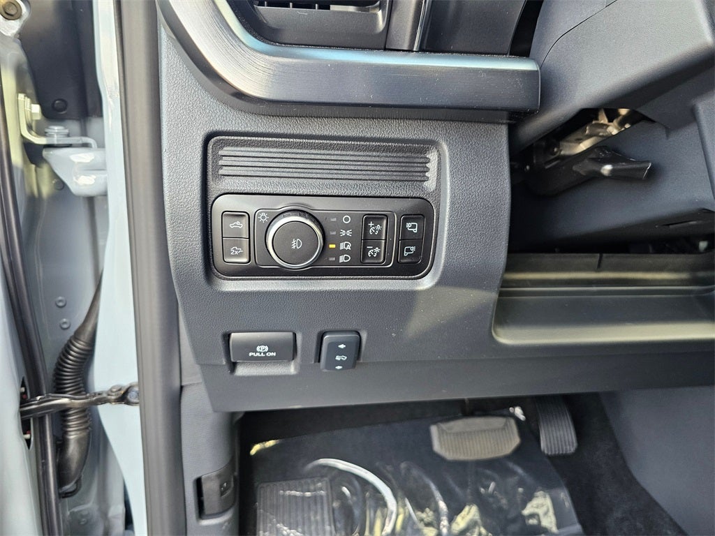 2026 Ford F-350 SD Lariat