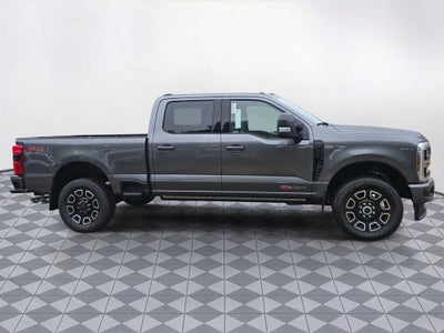 2026 Ford F-350 SD Platinum