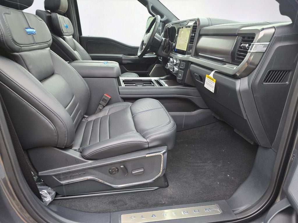 2026 Ford F-350 SD Platinum