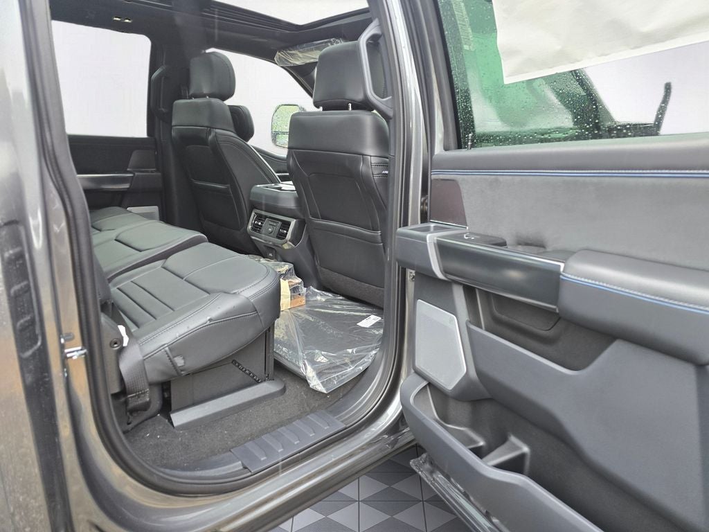 2026 Ford F-350 SD Platinum