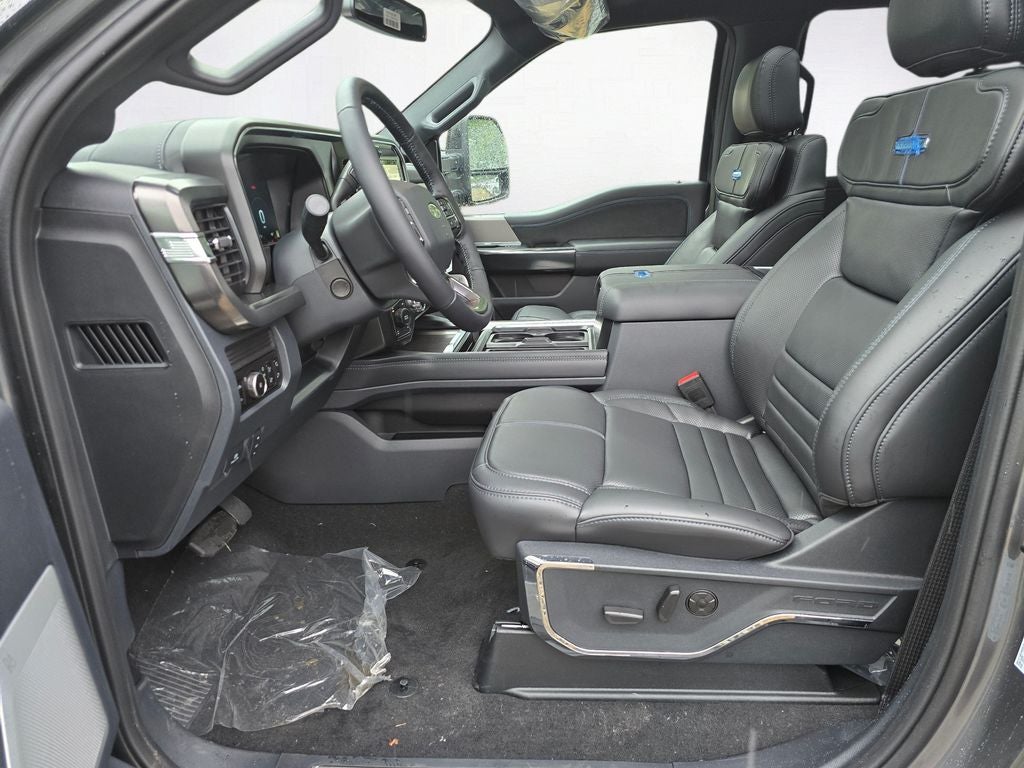 2026 Ford F-350 SD Platinum