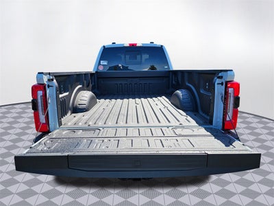 2025 Ford F-350 SD Platinum
