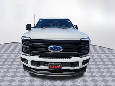 2025 Ford F-350 SD Platinum