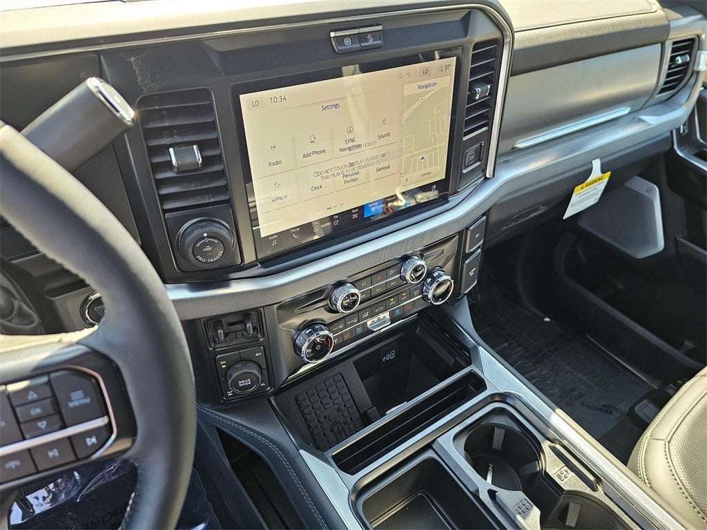 2025 Ford F-350 SD Platinum