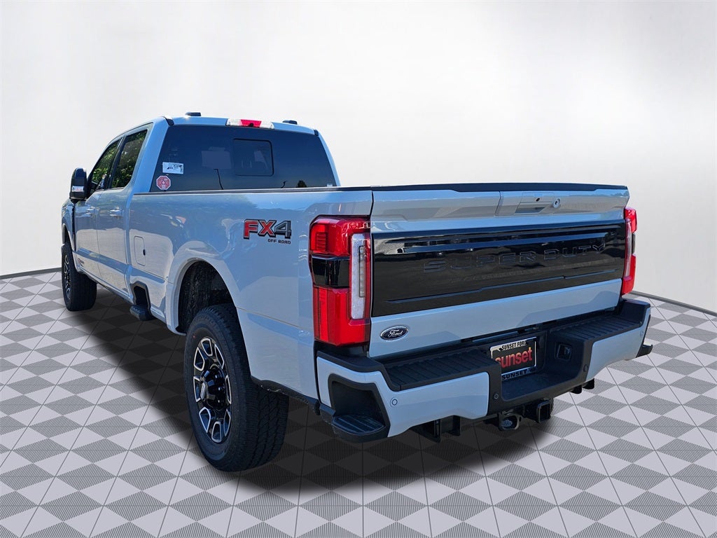2025 Ford F-350 SD Platinum