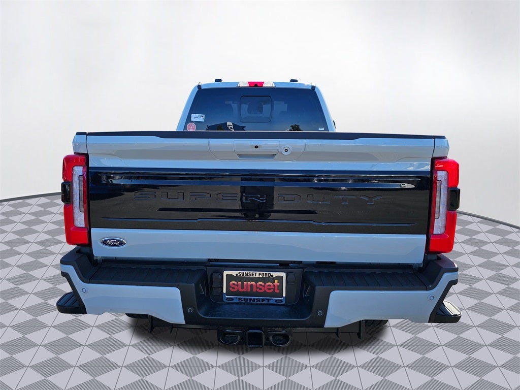 2025 Ford F-350 SD Platinum